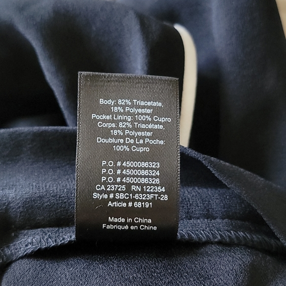 Aritzia Babaton Short - Picture 4 of 4